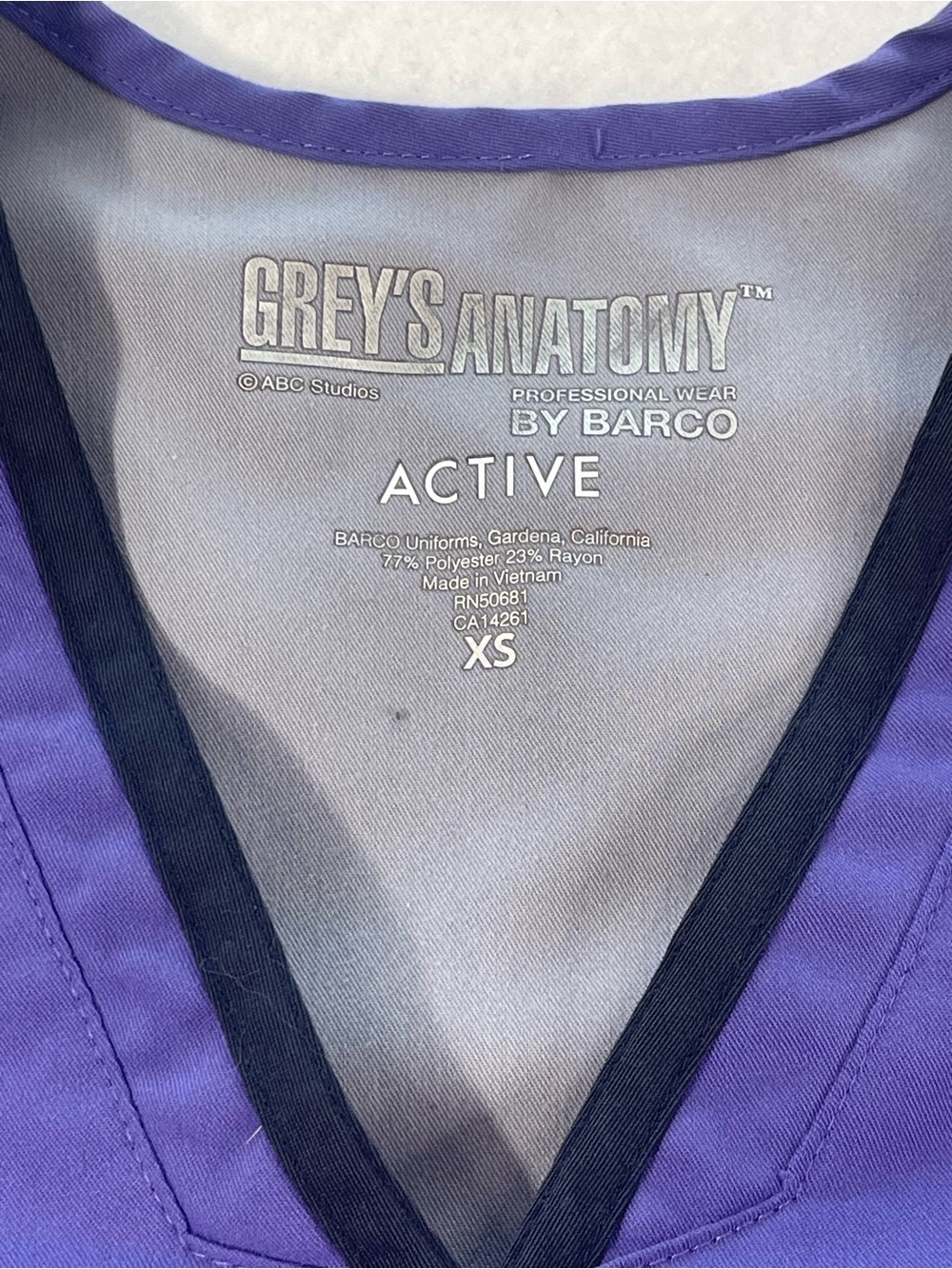 Grey’s Anatomy Barco Active Scrub Top Womens XS Purple Navy V Neck Medical Nurse - Picture 5 of 6